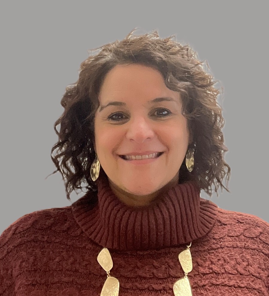 Teresa R.